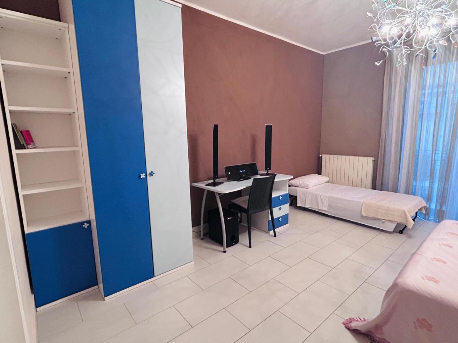 Casa Delle Stelle Apartment Мондело Екстериор снимка